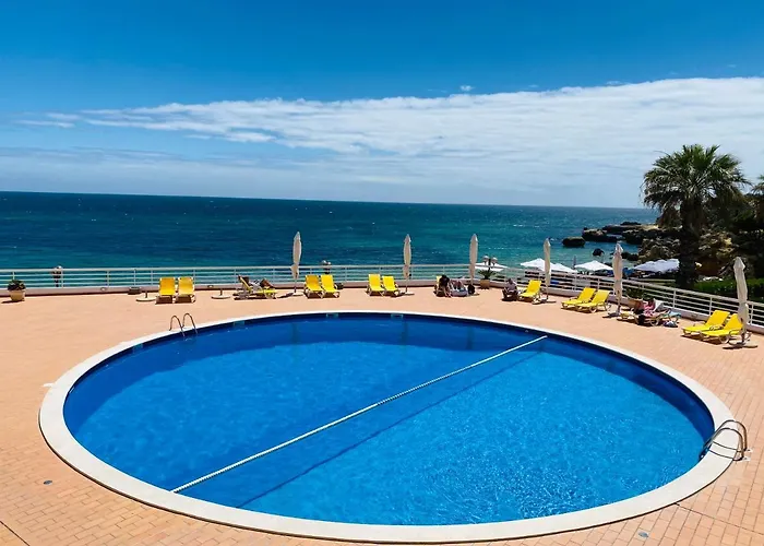 Borda D'agua, Da Oura *